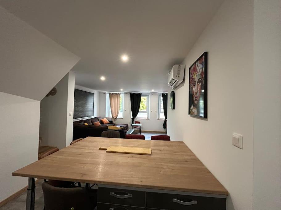 Appart Pro & Famille Verdun-sur-Meuse Luaran gambar